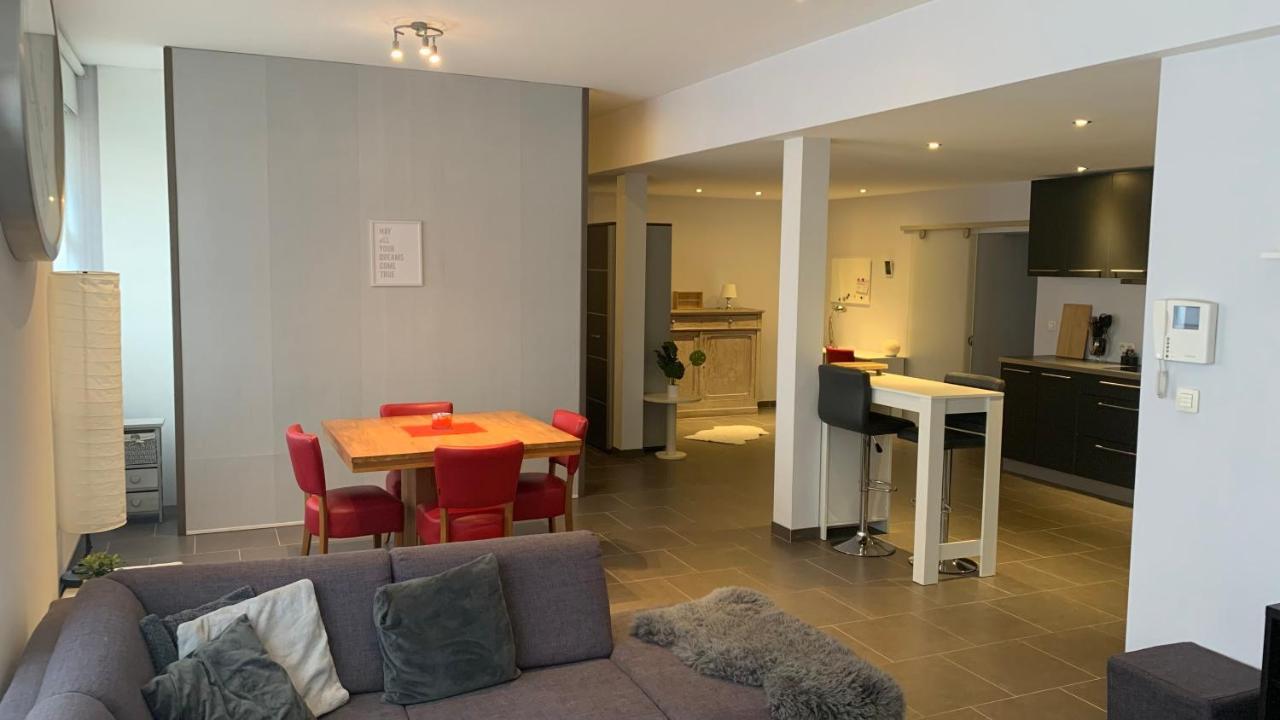 Ruime Studio In Deurne Amberes Exterior foto
